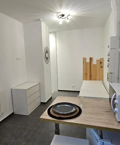 Studio En Plein Centre Et Proche De La Gare