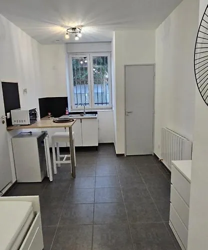 Studio En Plein Centre Et Proche De La Gare